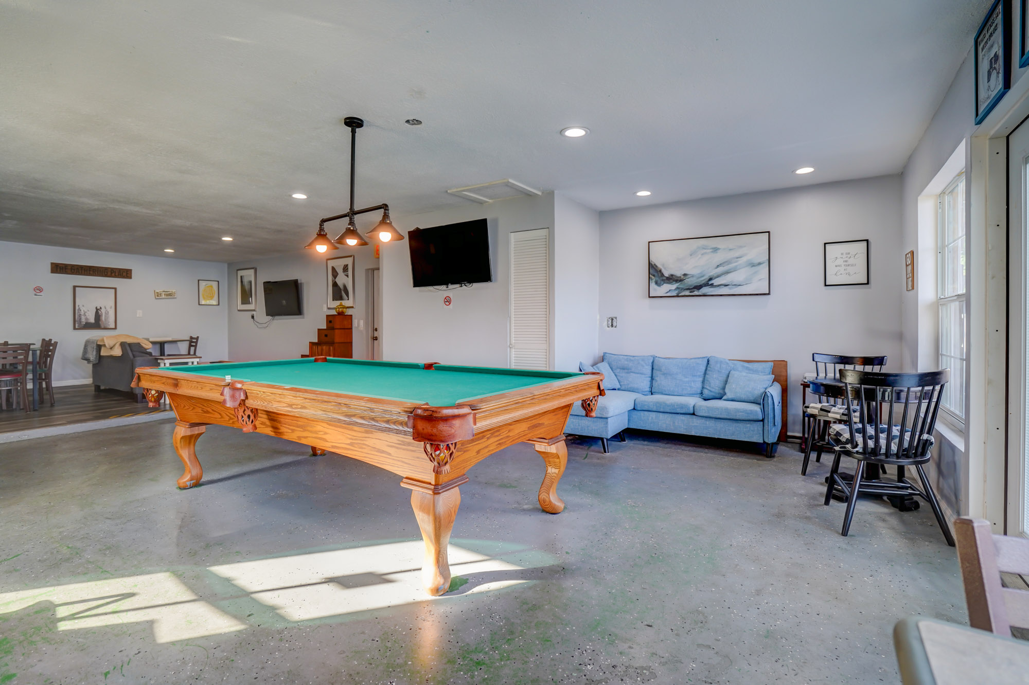 Our Amenities Hotel Room Avon Park Florida